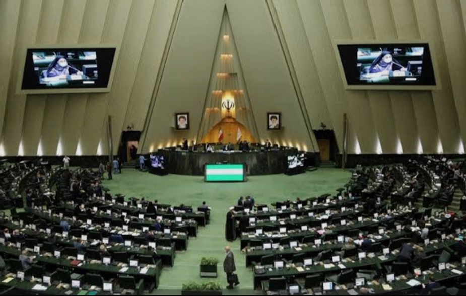 Iran Parliament Approves 25% Defense Budget Increase